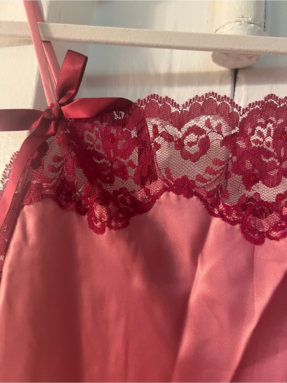 Rose and Raspberry Pink VS Slip - Picture 3 of 4